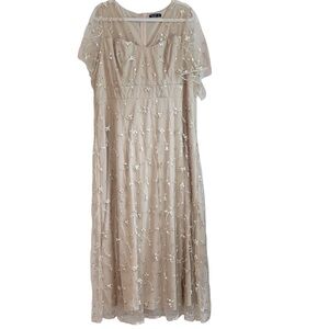 ⚡️ 3 for $30 ⚡️ SHEIN Curve Elegant Floral Embroidered Dress